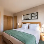 Gale Marina 4*