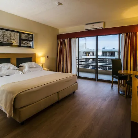 Hotel Gale Marina 4*