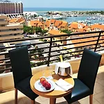 Gale Marina Hotel