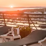 Отель Gale Marina Виламура