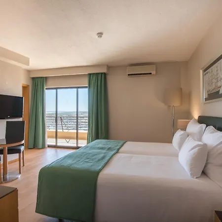Hotel Gale Marina