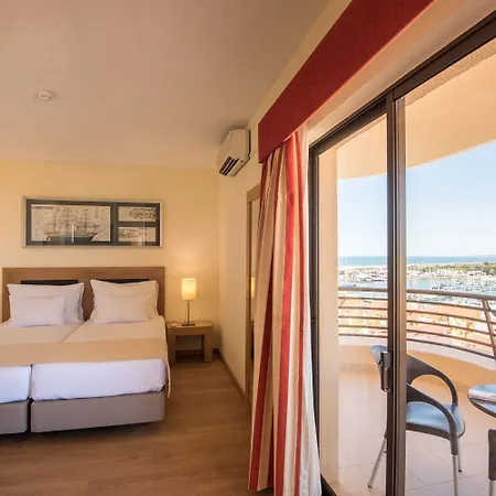 Hotel Gale Marina