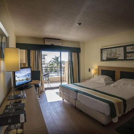 Gale Marina Hotel